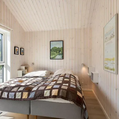 Ll276-bukkemose-solsikkevaenget-6 *